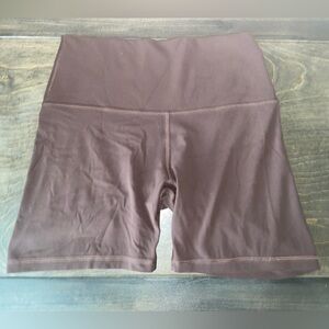 Lululemon Align High-Rise short 6” size 8